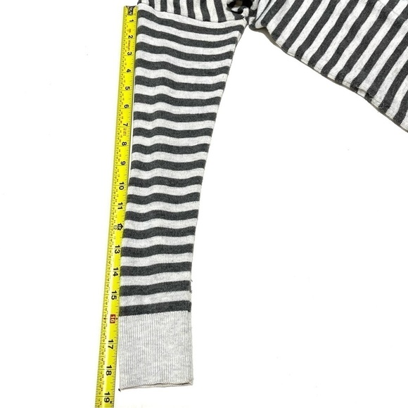 LOFT Woman Grey White Stripe V Neck Top Sweater Size XS - Picture 9 of 13